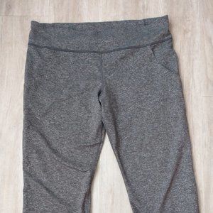 Under Armour capris